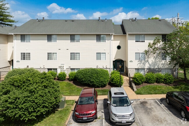 Caroline Place