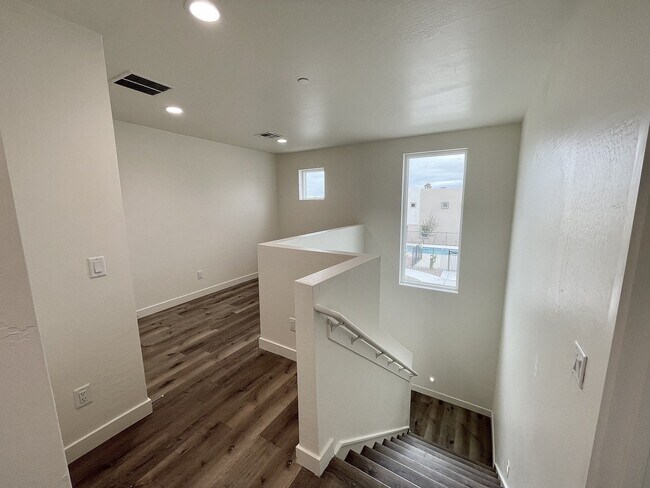 Photo - Stone View on Dobbins