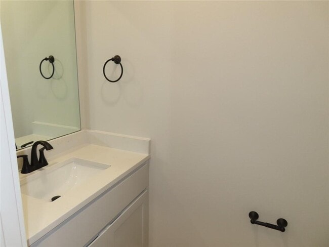 Photo - 1891 Lapis Ave