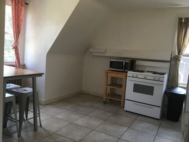 5626 Wilkins Ave Unit 3