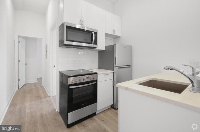 Building Photo - 2046 E Huntingdon St Unit 1F Rental