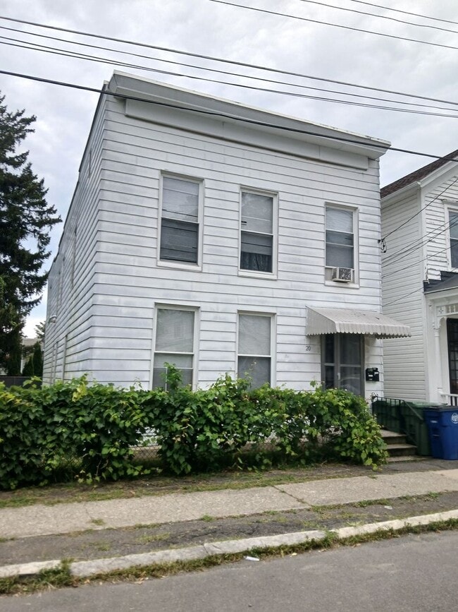 Photo - 20 Walnut St Apartment Unit 1st