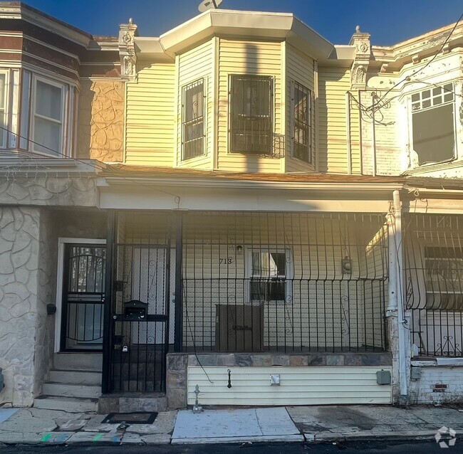 Building Photo - Beautiful 2 Bed/1.5 Bath House in North Ca...