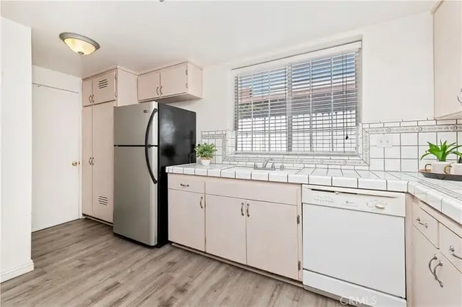 Photo - 8204 Sherwood Pl