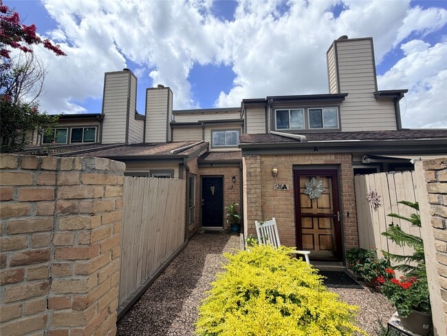 Photo - 726 Country Pl Dr