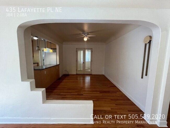 Photo - 435 Lafayette Pl NE