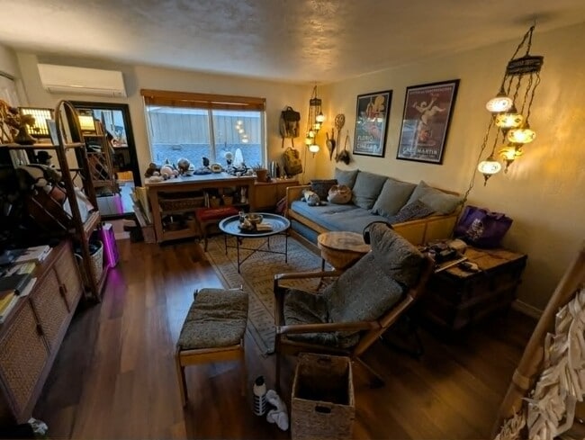 Photo - 96 U St
