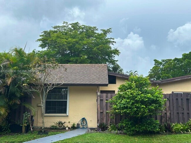 Photo - 112 Fox Rd