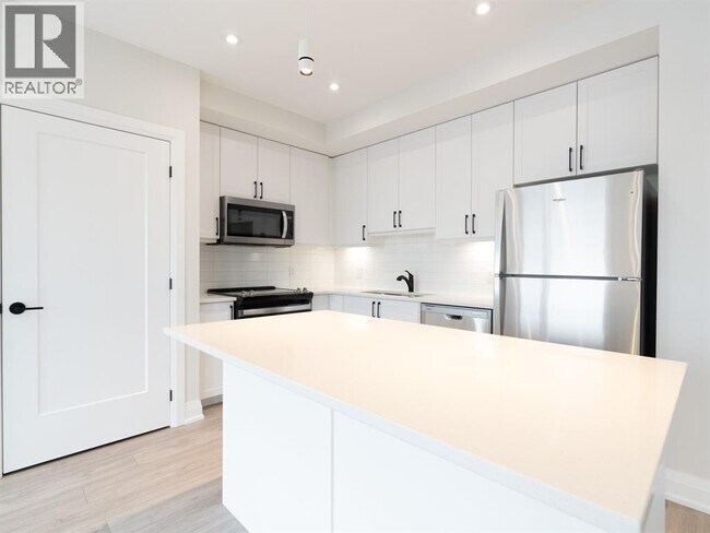 Photo - 1540 Venetian Blvd Unit 301