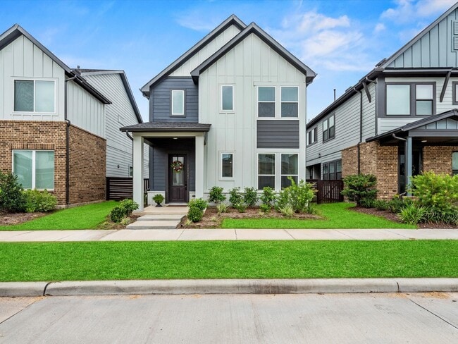 Building Photo - 18523 Vivacious Ln