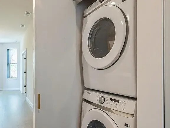 Photo - 841 N Mozart St Unit A08C