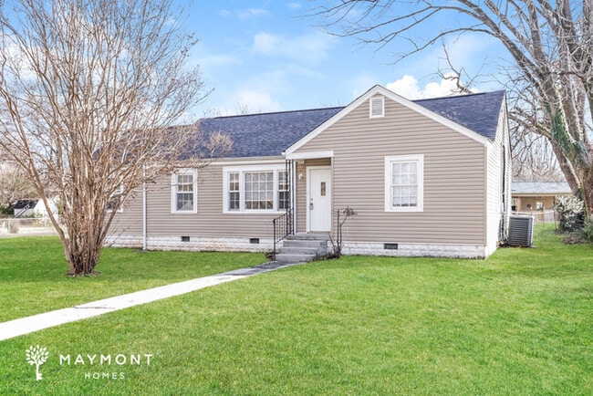 Photo - 503 Hawkins Ave