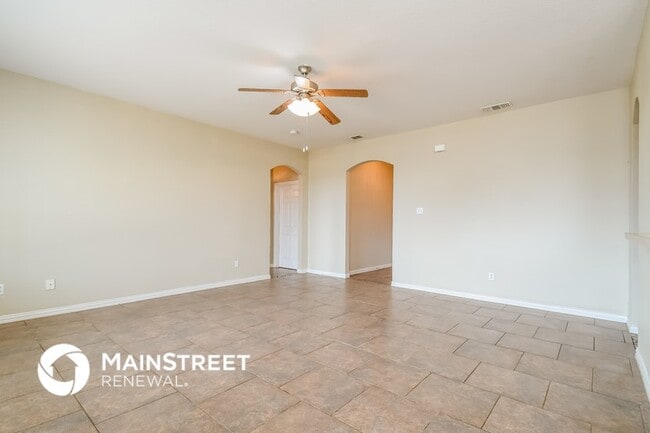 Photo - 288 Edison Ln