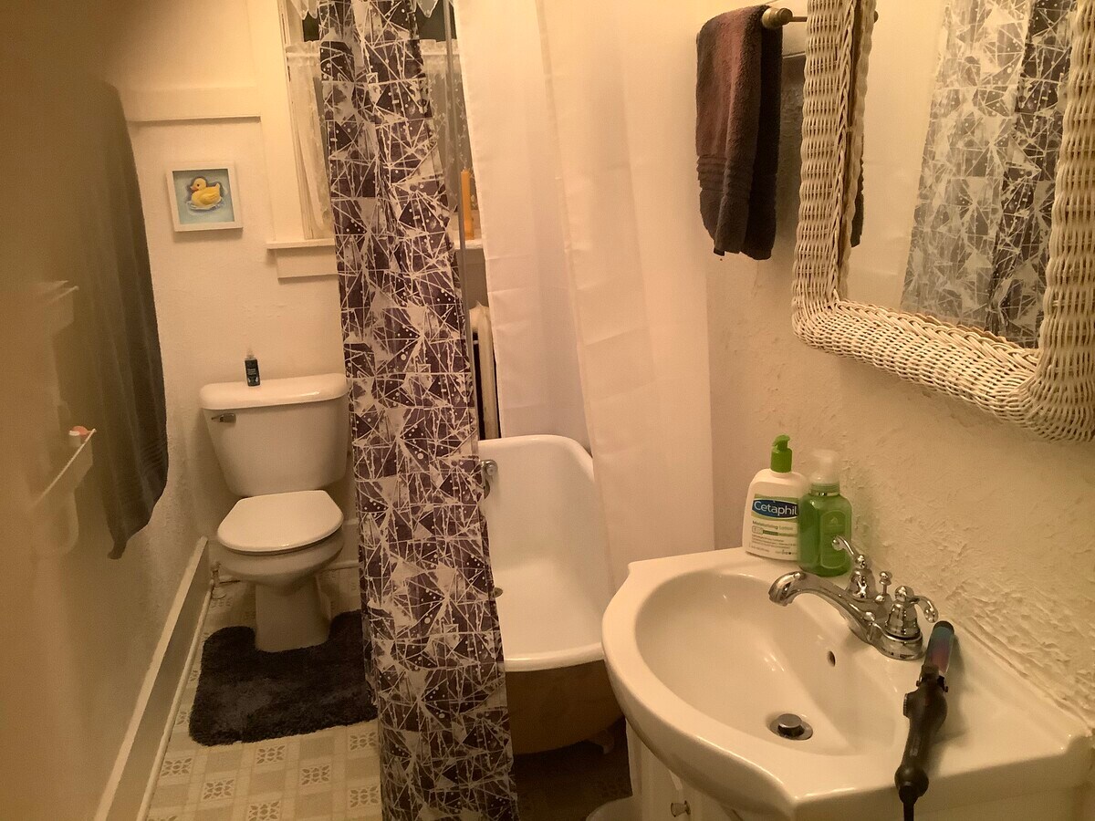 Photo - 2622 Bond Pl Unidad Half duplex