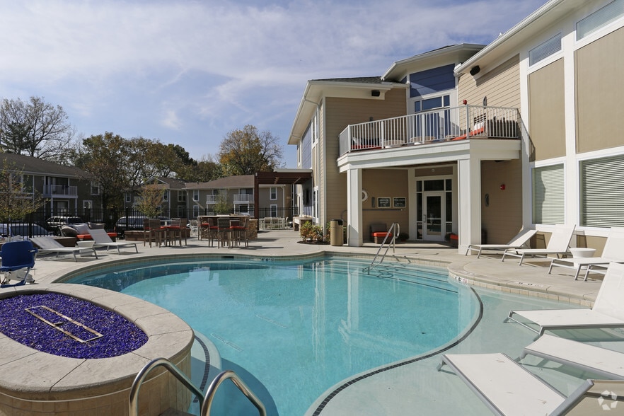 Clubhouse Pool