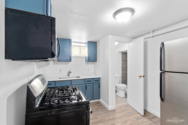 Photo - 505 E Jackson St Unit 2