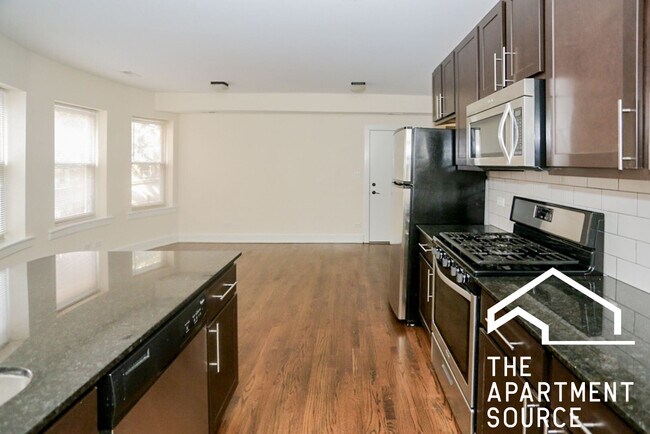 Photo - 5062 N Winchester Ave Unidad 1w