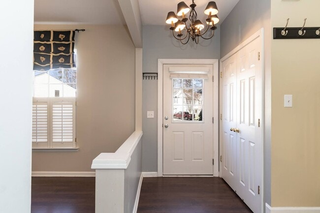 Photo - Beautifully Maintained Home!