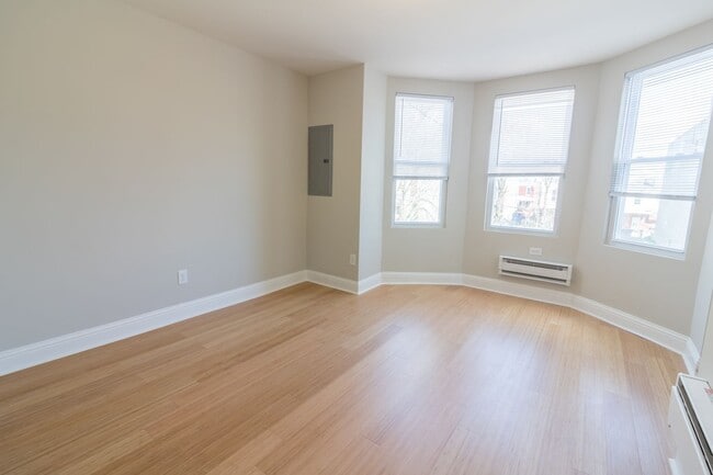 Photo - 104 N 60th St Unit 2F