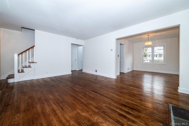 Photo - 83 Stevenson Ave