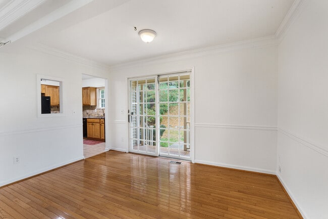 Photo - 88 Commonwealth Dr