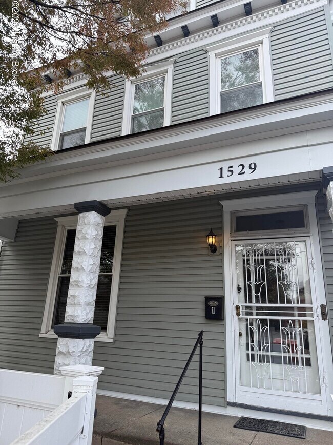 Photo - 1529 Christy Ave Unidad 1