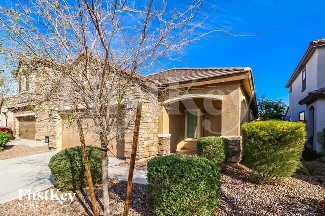 Photo - 19640 W Woodlands Ave