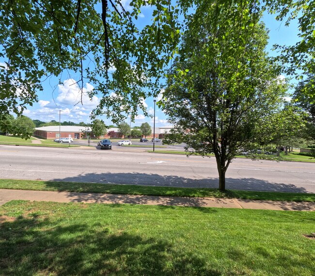 Photo - 4332 Clearwater Way