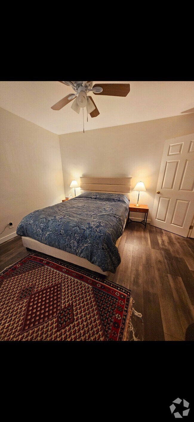 Building Photo - 11670 W Sunset Blvd Unit Brentwood Village Rental
