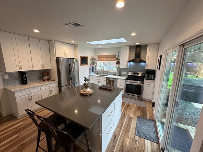 Photo - 5102 Greenheart Dr