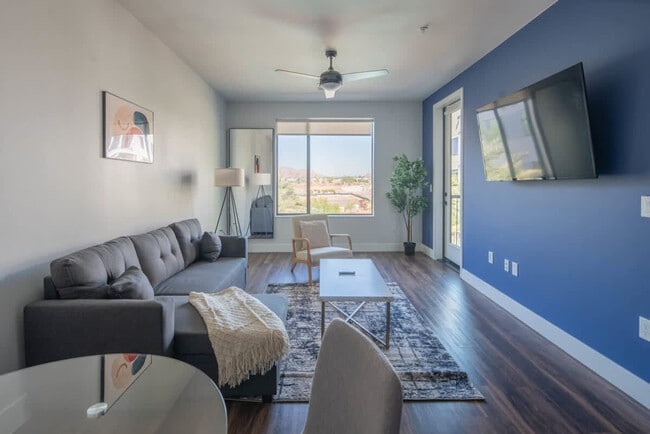 Building Photo - 701 W Rio Salado Pkwy Rental