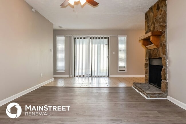 Photo - 5720 Twain Dr