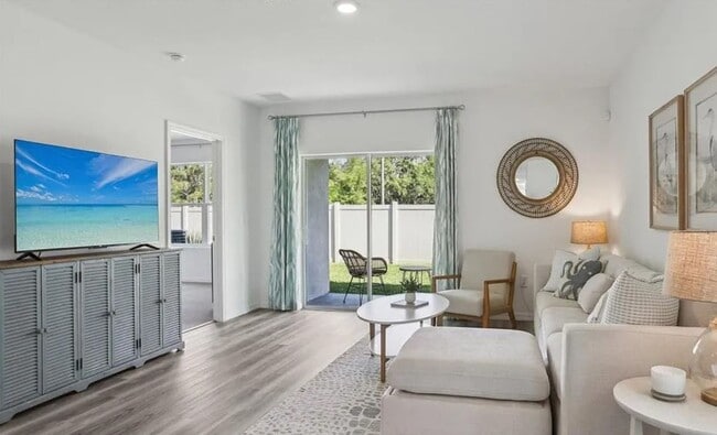 Photo - Stunning New House for Lease!