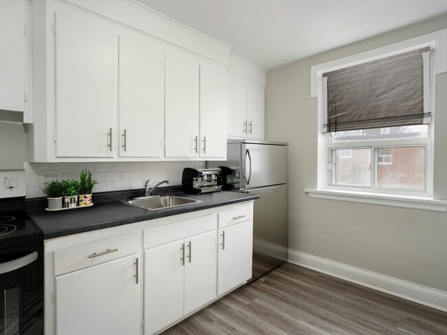 Photo - Onward Apartments