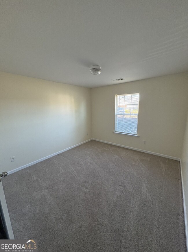 Photo - 294 Oliver Ridge Dr