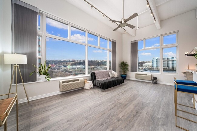 Building Photo - 1500 Washington St Unit 4E