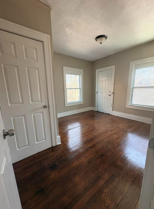 Photo - 2245 Glynn Ct