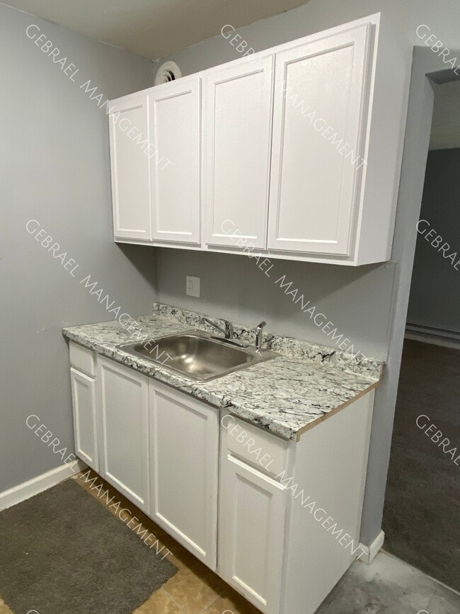 Photo - 10235 Whittier St