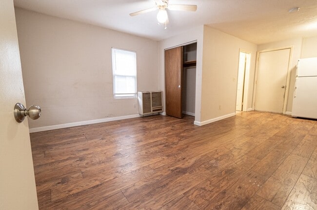 Building Photo - 3 Witherbee Terrace Unit D Rental