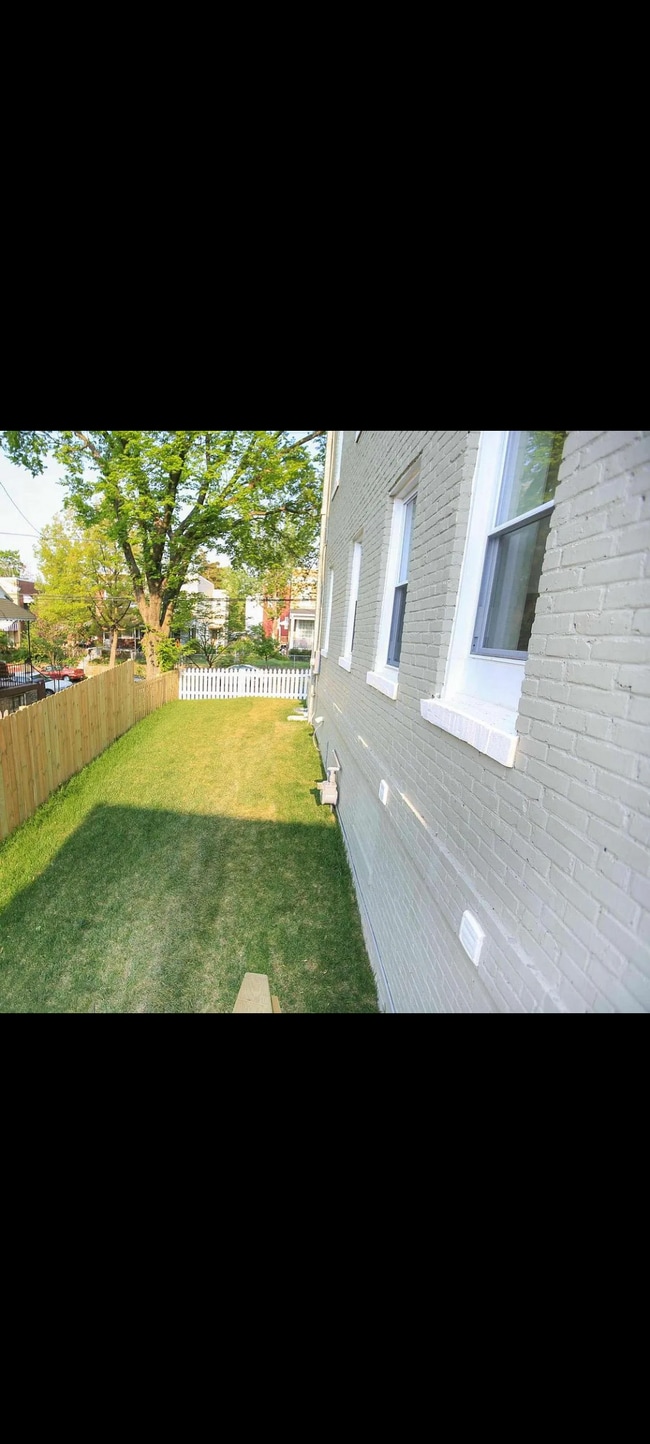 Photo - 6409 7th St NW