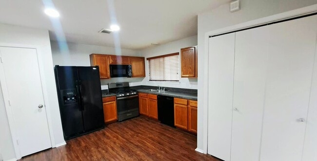 Building Photo - 955 Verde Trails Dr