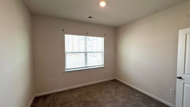 Photo - Beautiful 3/2 In Amenity Filled Neighborhood!