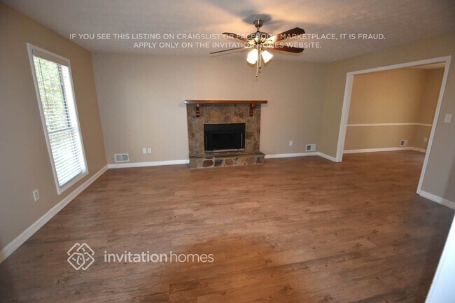 Photo - 4475 Susans Way