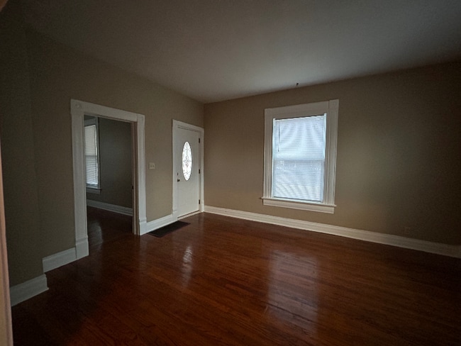 Photo - 1108 E Main St