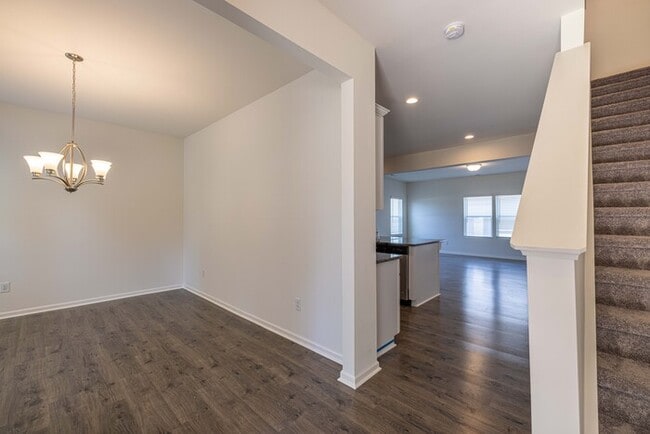 Photo - EAUTIFUL NEW 3 Bedroom Townhome in Bonterr...