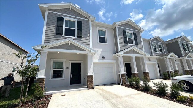 Building Photo - 2653 Skyline Lp