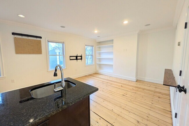 Photo - 16 Mystic St Unit 3