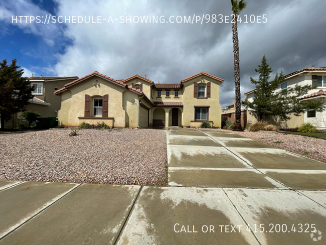 Building Photo - Beautiful 2-Story 4 bedroom home