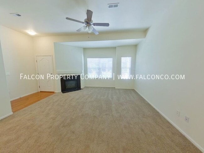 Photo - 5628 Saint Patrick Vw