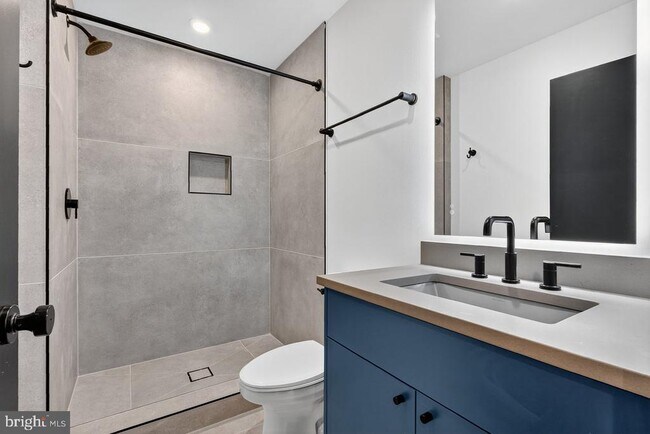 Photo - 2219 N 4th St Unit 6